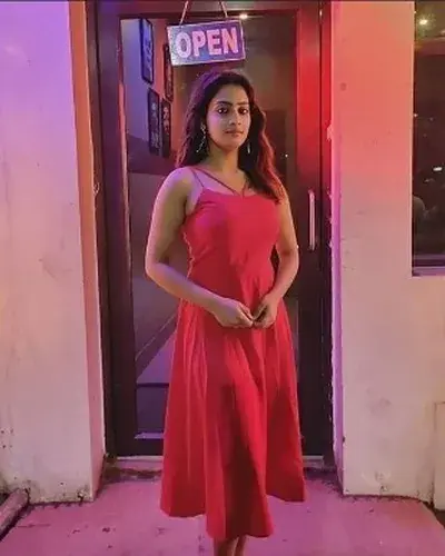 Escorts Manewada